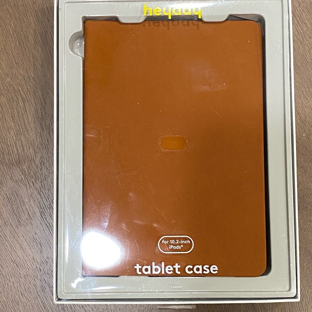 Heyday brown iPad case